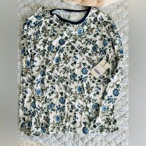 NWT tuckernuck sport longsleeve